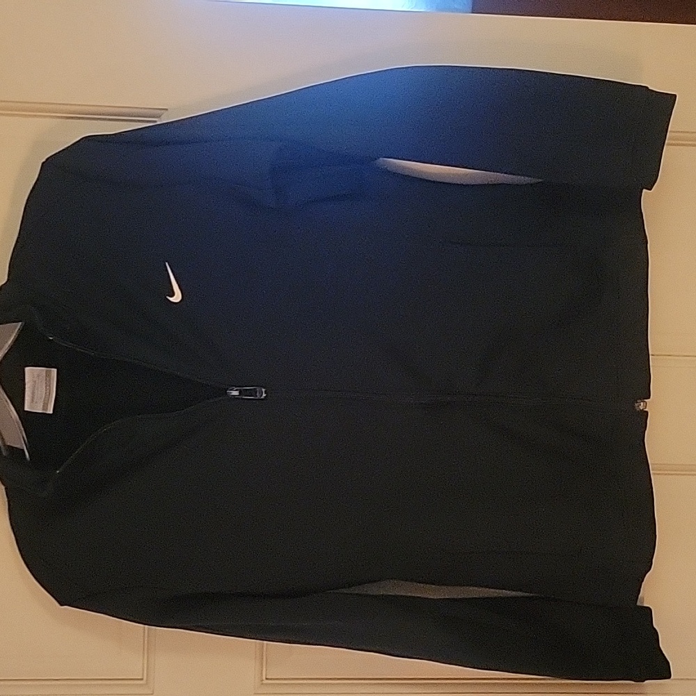 Womens Nike Black Zip-Up Jacket with White Logo Size Mediu.
